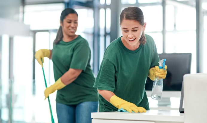 Commercial carpet steam cleaning service in an office in SFV, CA