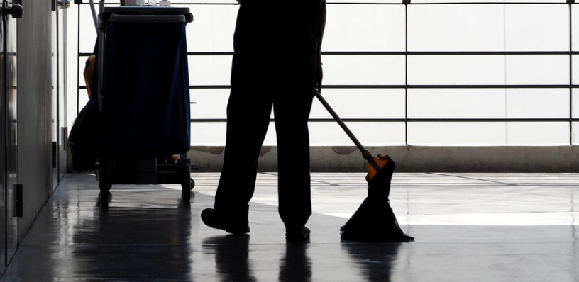 Commercial carpet steam cleaning service in an office in SFV, CA
